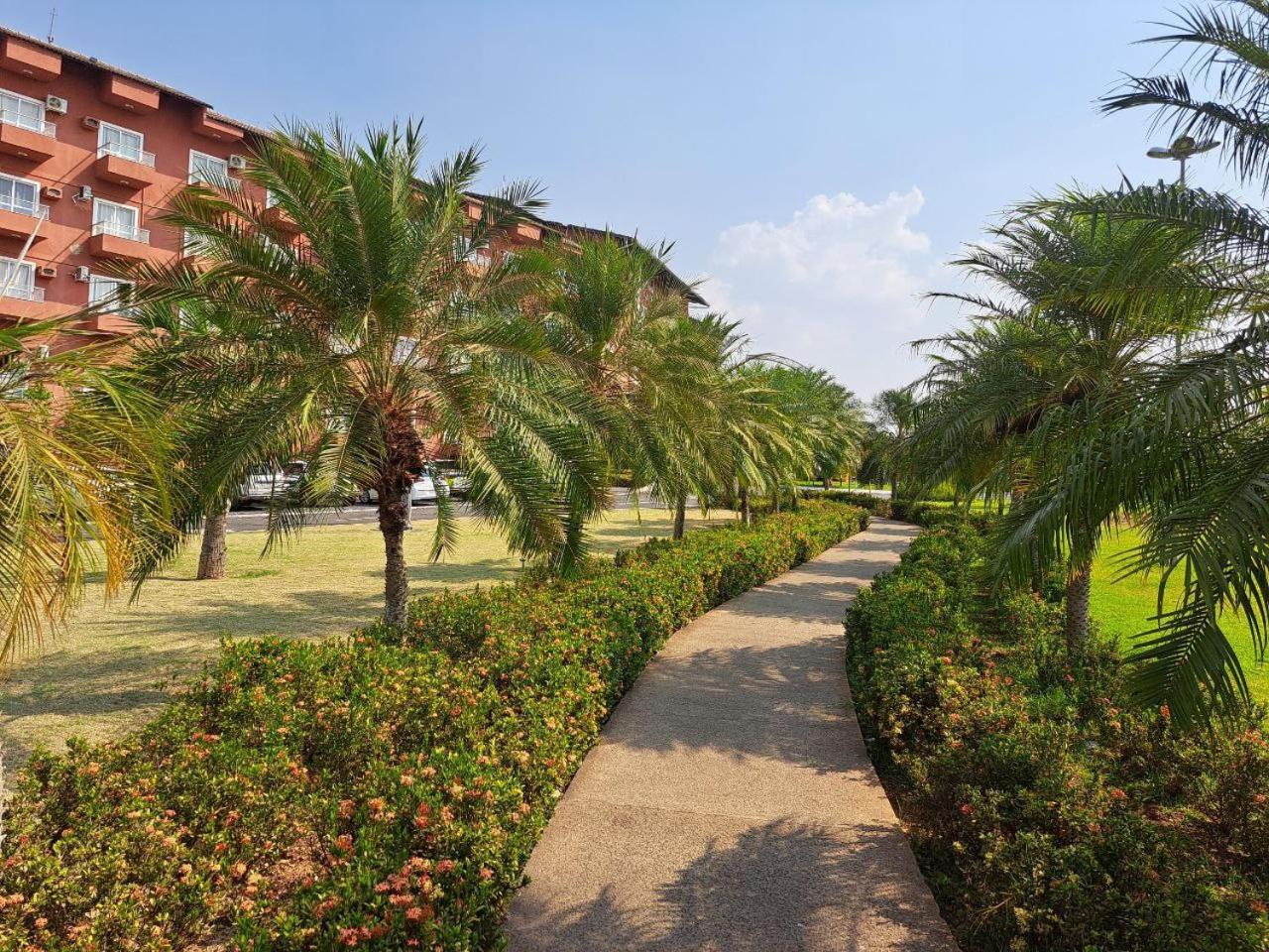 Lagoa Quente Hotel E Parque Caldas Novas Esterno foto
